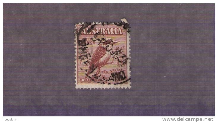 Australia - Kookaburra Bird  - Scott # 139 - Used Stamps