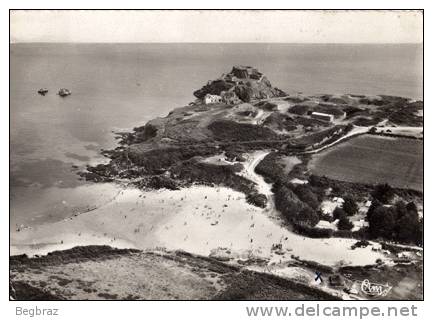 PLOUGONVELIN       LA PLAGE ET LE FORT - Plougonvelin