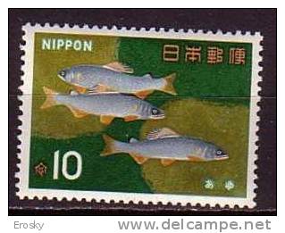 J2899 - JAPON JAPAN Yv N°824 ** POISSONS FISH - Unused Stamps