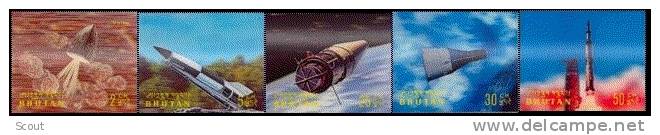 BHUTAN - BHOUTAN - 1970 - CONQUISTA DELLO SPAZIO - YT 281/282-284/286 ** 3D - Asie