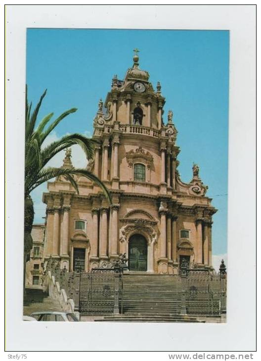 Ragusa Ibla-il Duomodi S. Giorgio-piazza Duomo - Ragusa