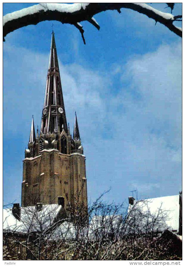 Carte Postale59.  Steenvoorde   Le Clocher De L'église St-Pierre Sous La Neige   Trés Beau Plan - Steenvoorde