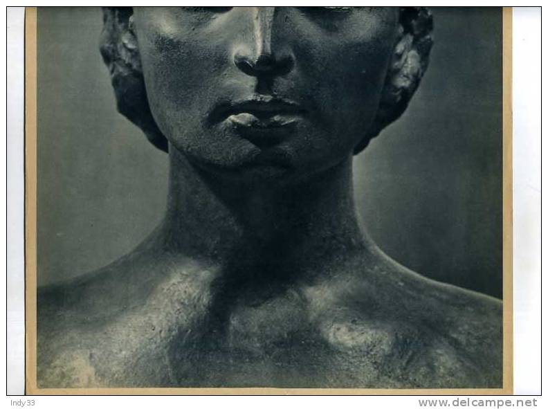 - ANNEMARIE MERKEL . BUSTE .  REPRO D´UNE SCULPTURE D´ARNO BREKER . - Bronzen