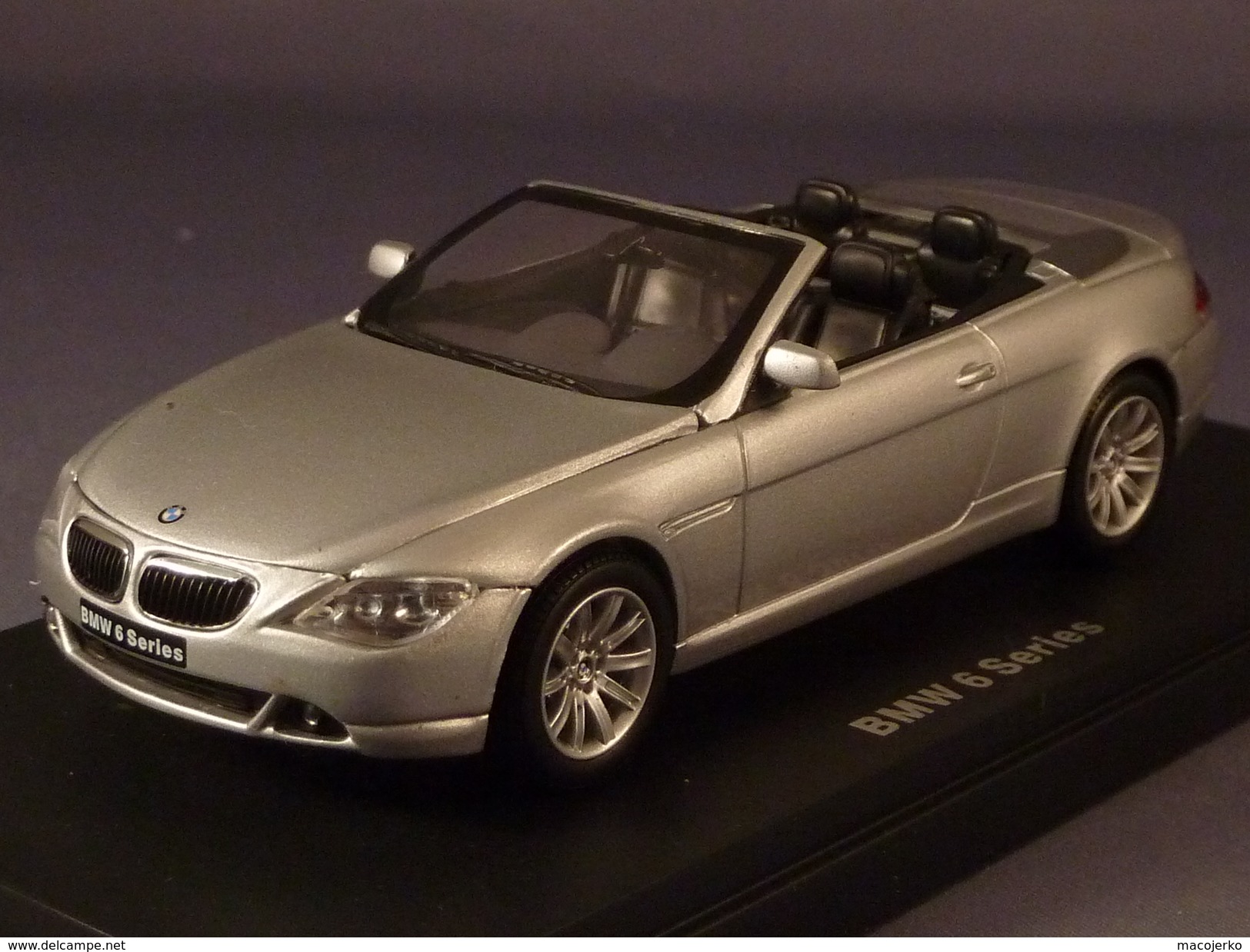 Kyosho 03512S, BMW 645 Ci 1:43 - Kyosho