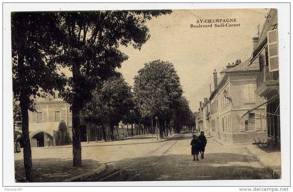 Ref 146 - AY-en-CHAMPAGNE - Boulevard Sadi-Carnot (jolie Carte Animée De 1915) - Ay En Champagne