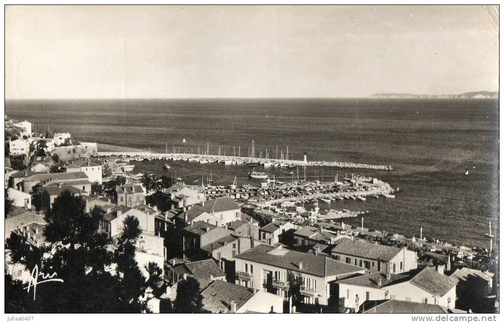 LE LAVANDOU (83) Vue D'ensemble Du Port - Le Lavandou