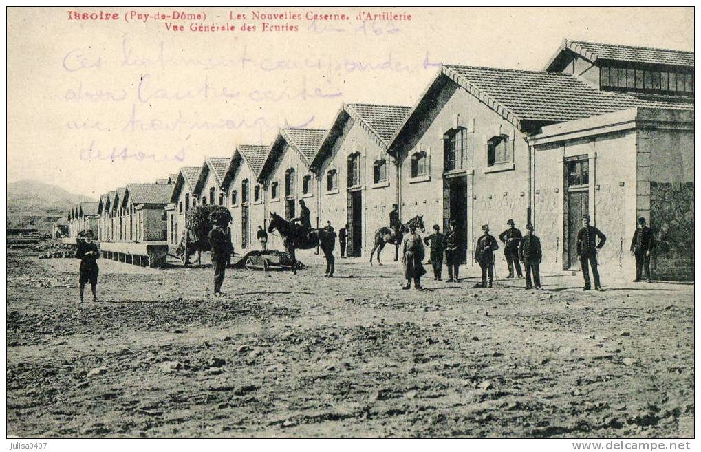 ISSOIRE (63) Caserne D'artillerie Chevaux écuries - Issoire