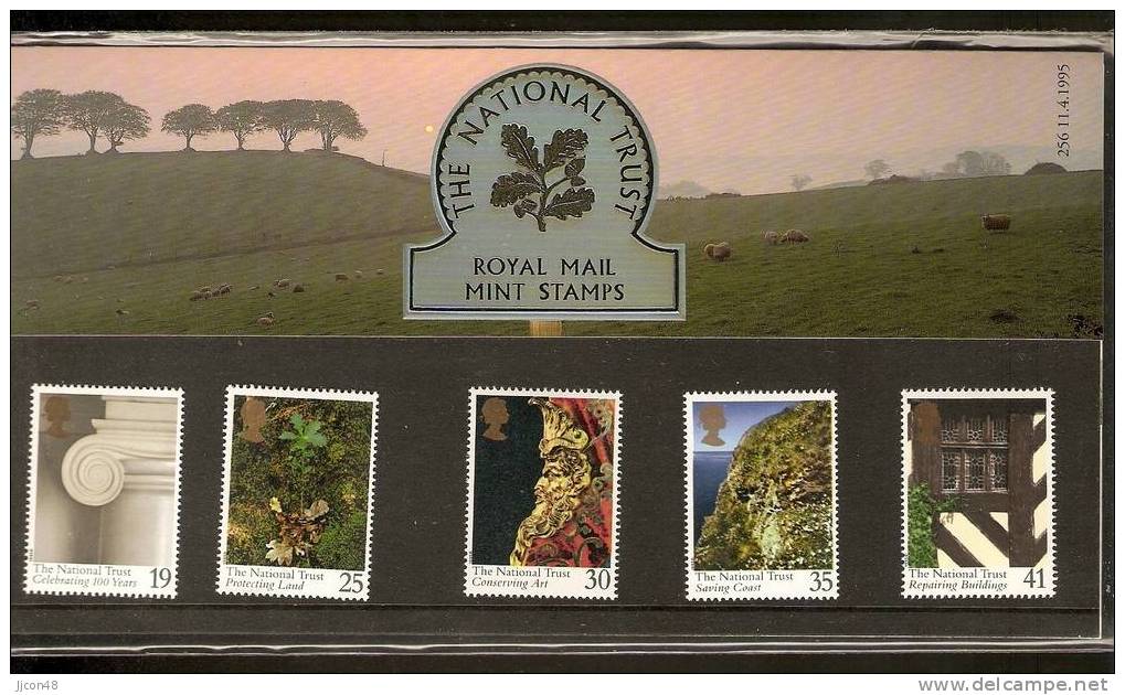 Great Britain 1995  The National Trust.  Presentation Pack - Presentation Packs