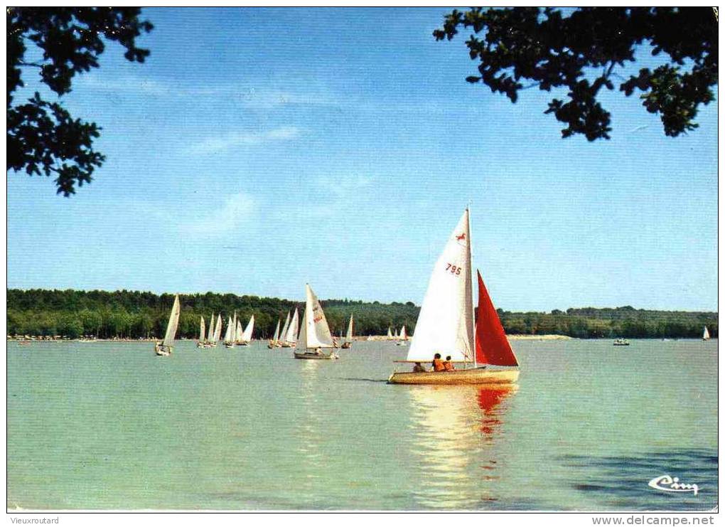 CPSM. SILLE LE GUILLAUME. SILLE PLAGE. FORET DOMANTALE(3550HA). LAC (38HA). DATEE 1970. - Sille Le Guillaume