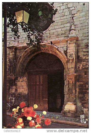 ALPES DE HAUTE PROVENCE - Manosque - Porte De L'église Notre Dame - Manosque