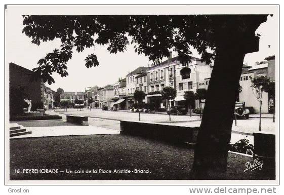 PEYREHORADE 16 UN COIN DE LA PLACE ARISTIDE BRIAND - Peyrehorade