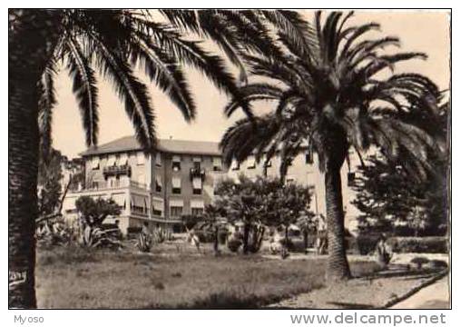 83  LES LECQUES Le Grand Hotel - Les Lecques