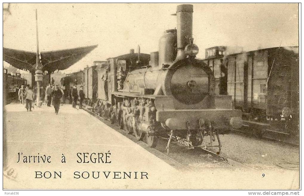 Cp 49 SEGRE  La Gare (bon  Souvenir , Locomotive Très Beau Plan) Train Et Wagons - Segre