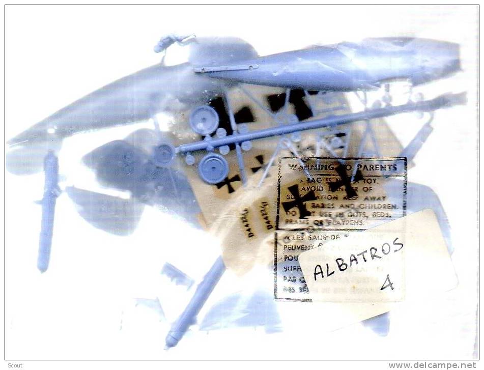AIRFIX ALBATROS D. V SCALA 1/72 ANNI ´80 - Avions