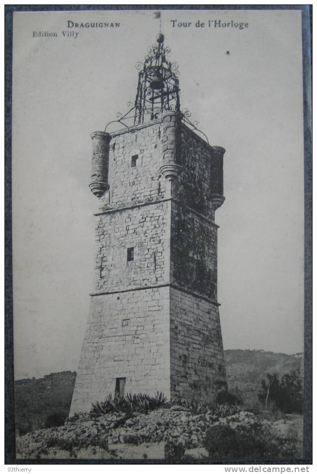 CPA 83-DRAGUIGNAN-TOUR DE L´HORLOGE- - Draguignan