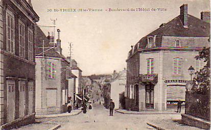 Cpa SAINT YRIEIX - Blv De L´hotel De Ville - Pharmacie MAGRANGEAS - N°26 - Saint Yrieix La Perche