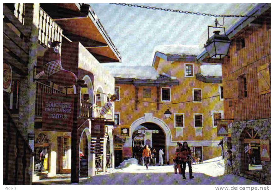 Carte Postale73.  Valmorel  Les Rue Marchandes Trés Beau Plan - Valmorel