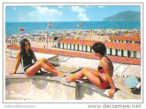 21757)cartolina Illustratoria  Marina Di Carrara - La Spiaggia - Carrara