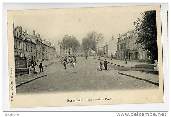 Cpa ESSONNES Boulevard De Paris Charrettes Attelées  Beaugeard Ed - Essonnes