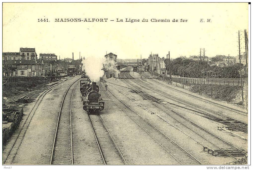 MAISONS-ALFORT - Ligne De Chemin De Fer - Passage D'un Train - Voy. 1917 - Maisons Alfort