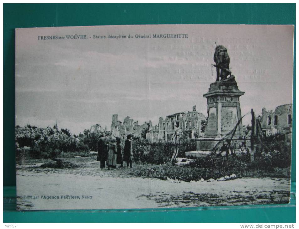 C.P.A. FRESNES-en-WOËVRE Statue Décapitée Du Général Margueritte - Autres & Non Classés