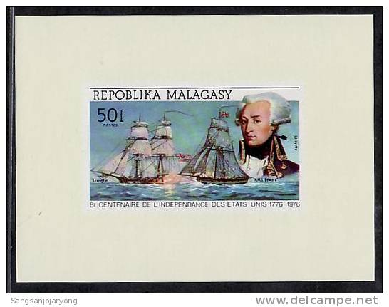 US Bicentenaire, Malagasy Sc526 D/S US Bicentennial, Lafayette, Ship - Indépendance USA