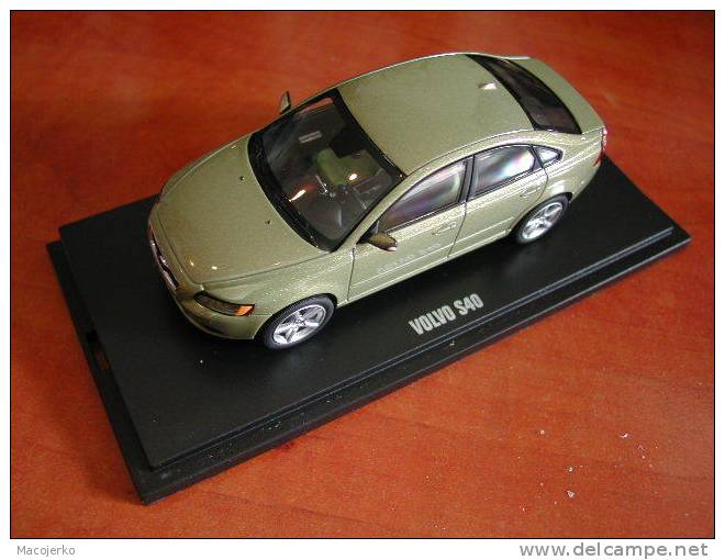 Motorart VFL1720, 1:43, Volvo S40 Gekko Green - Other & Unclassified