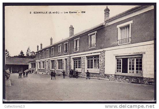 VAL D'OISE - Ezanville - Les écoles - Ezanville