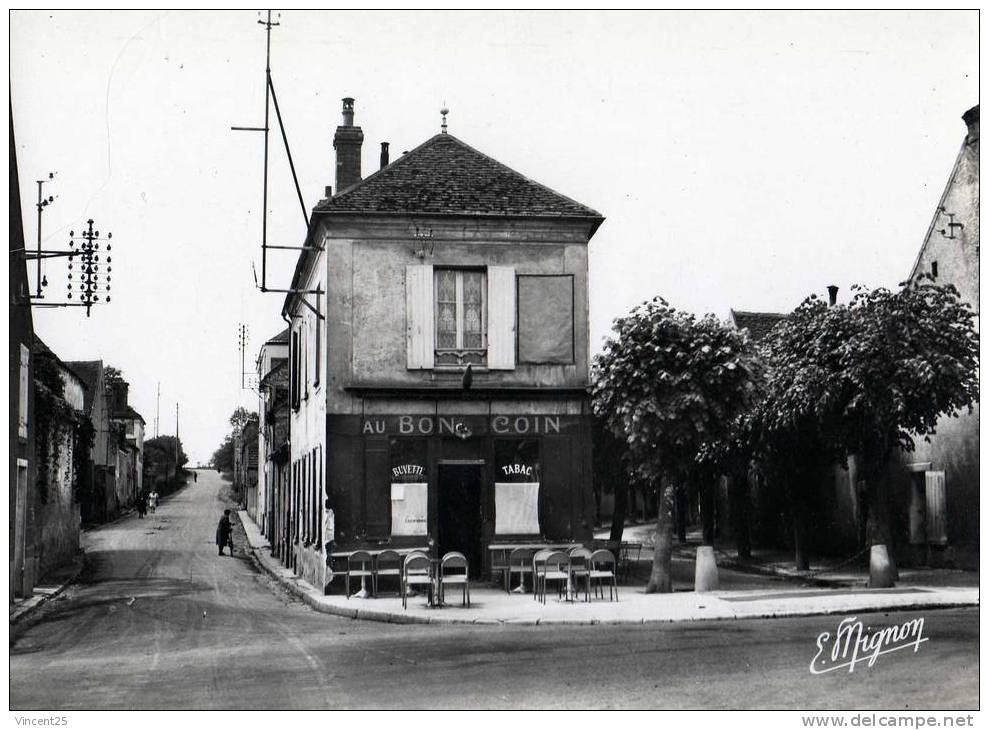 VILLENEUVE LA GUYARD LE BON COIN ROUTE CHEROY CAFE BUVETTE TABAC 1950 YONNE  PRES DE CHABLIS - Brienon Sur Armancon