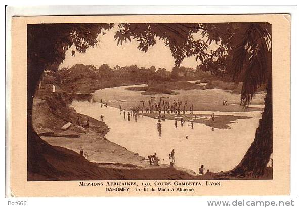 GOOD OLD AFRICA POSTCARD - DAHOMEY - Le Lit Du Mono A Athieme - Dahome