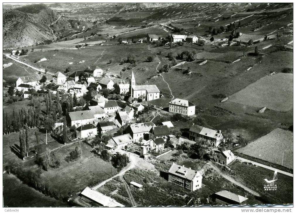 CPSM EN AVION AU DESSUS DE SAINT ETIENNE En DEVOLUY Vue Générale - Saint Etienne En Devoluy