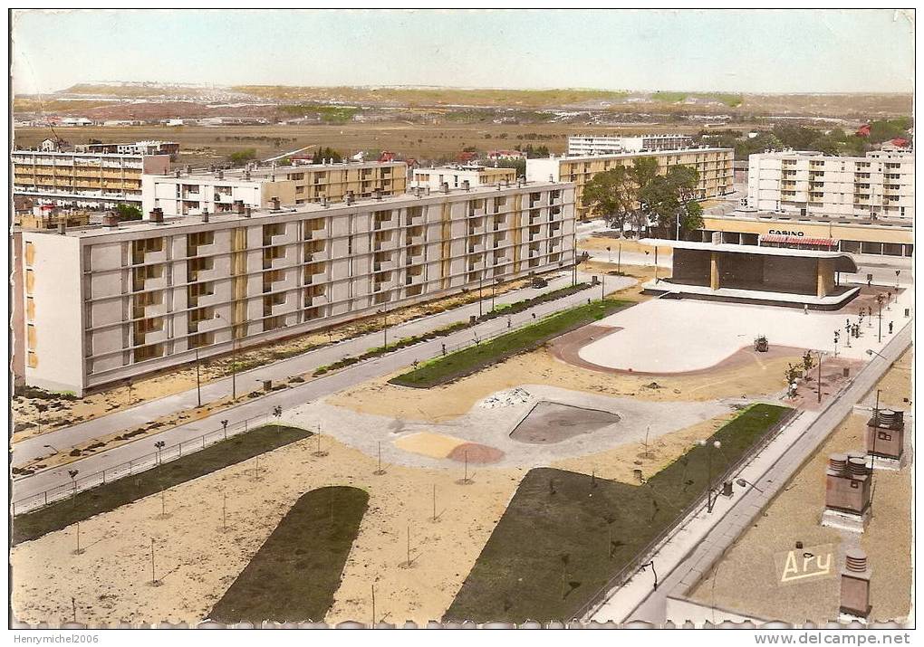 Cpsm De Marignagne Le Parc Camoin Et Le Casino - Marignane