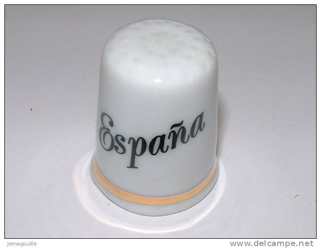 Dé à Coudre - ESPANA - A19 ** - Thimbles