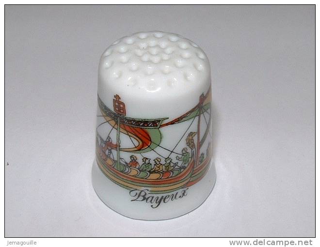 Dé à Coudre - BAYEUX - A20 ** - Thimbles