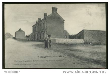 53 SAINT AIGNAN SUR ROE  La Mairie Et Les écoles - Saint Aignan Sur Rö