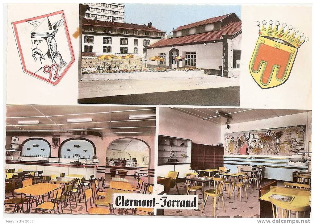 Cpsm  Clermont Ferrand , Caserne 92e Régiment D´infanterie Avec Blason, La Terrasse Le Salon Et Le Bar - Clermont Ferrand