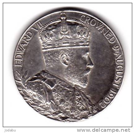 Superbe Double Portrait Du Couronnement  D' Edward VII  Et De La Reine Alexandra Le 9 Aout 1902-argent-30mm-13g- - Royaux/De Noblesse