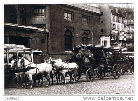 PARIS 1900 - Départ De Tapissière Pour Les Champs De Courses (reproduction) - Transporte Público