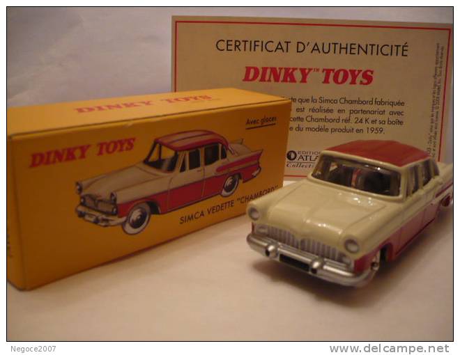 Dinky: Simca Vedette Chambord Ref 24k ,1/43éme,métal, Toute Vitrée, Lire Descriptif - Dinky