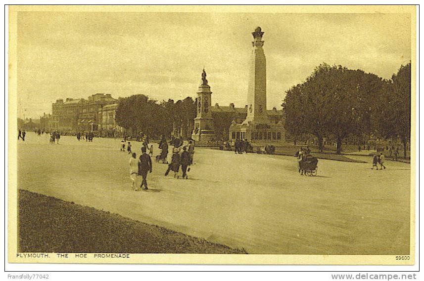 PLYMOUTH DEVON ENGLAND The Hoe Promenade STROLLERS Circa -ukn - Plymouth