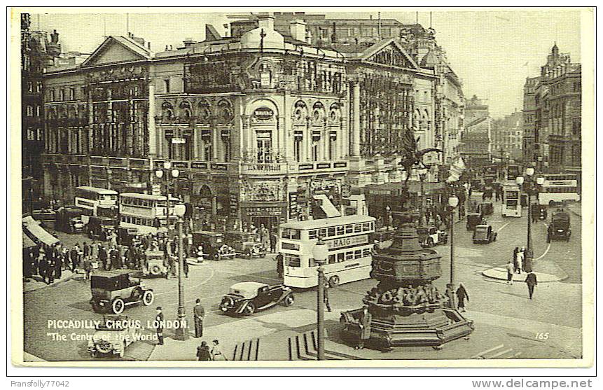 LONDON ENGLAND Piccadilly Circus BUSES Cars STROLLERS Busy 1949 - Piccadilly Circus