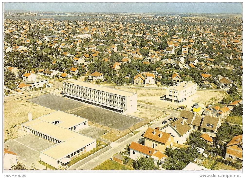 Cpsm Villeparisis Vue Aérienne De L'école Renant, Ed Sofer - Villeparisis