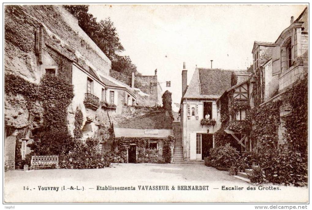 Vouvray (I.-et-L.) Etablissements Vavasseur Et Bernardet - Escalier Des Grottes - Vouvray