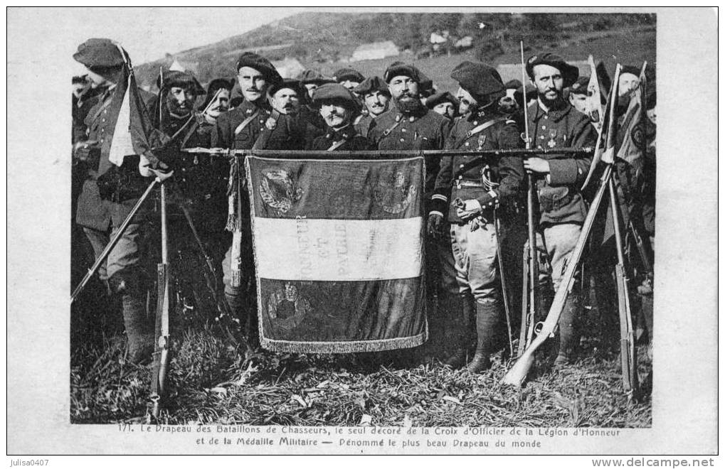 CHASSEURS ALPINS Drapeau Superbe Plan - Régiments