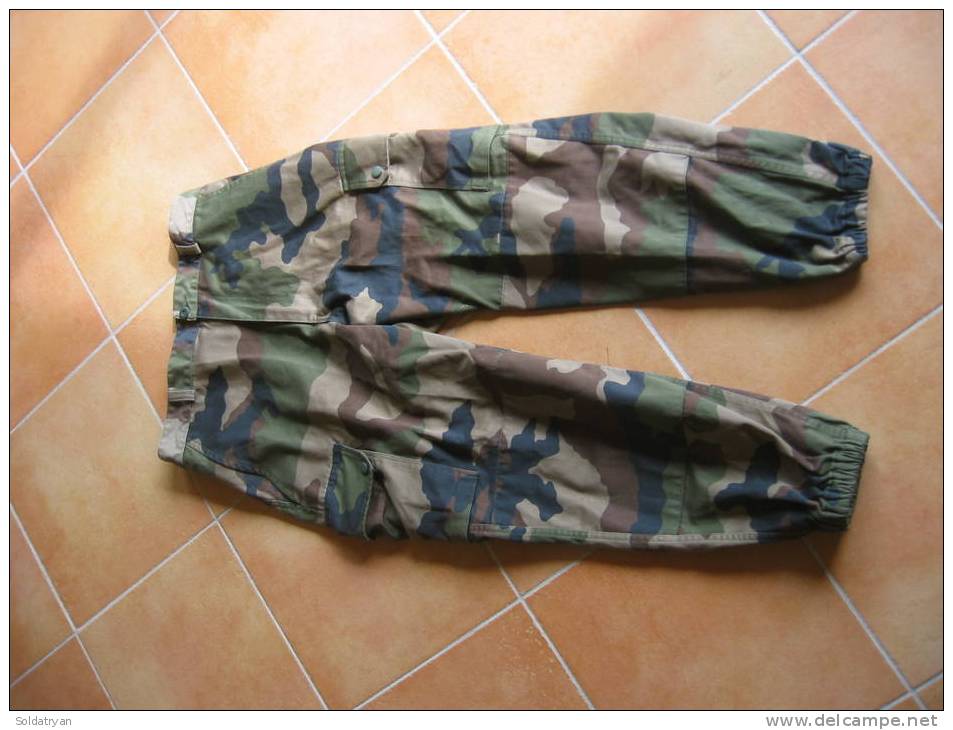 Pantalon F2 Camo T 88m  Etat Neuf - Uniform