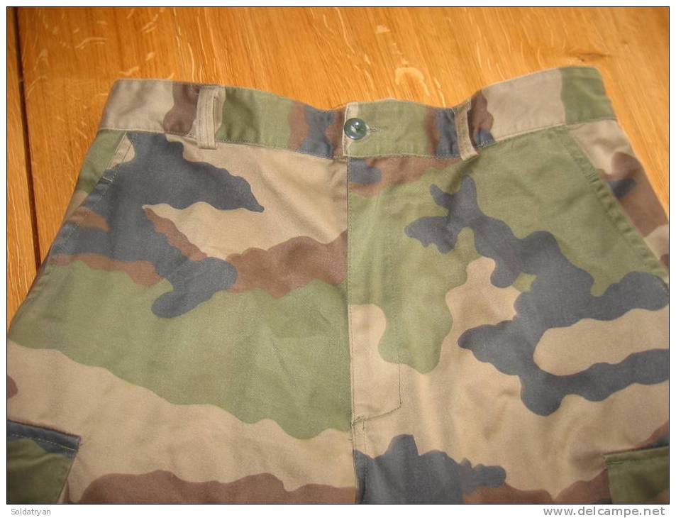 Pantalon F2 Camo T 88m  Etat Neuf - Divise