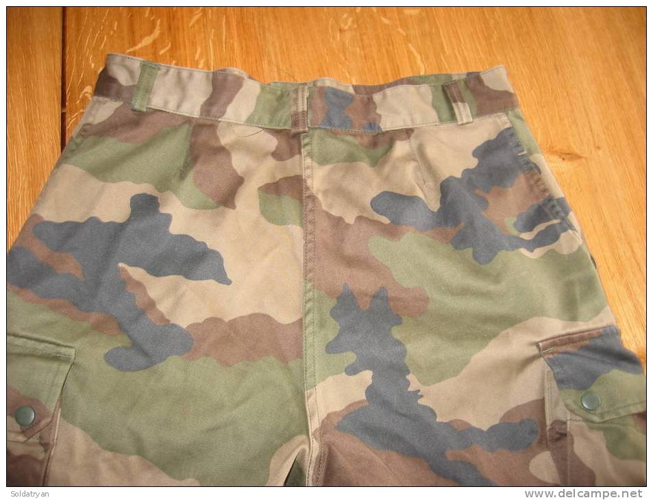 Pantalon F2 Camo T 88m  Etat Neuf - Divise