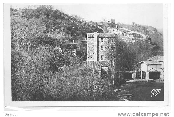 44 // FL/ AIGREFEUILLE, Le Moulin Des épinards, CPSM 9 X 14 Ed Artaud - Aigrefeuille-sur-Maine