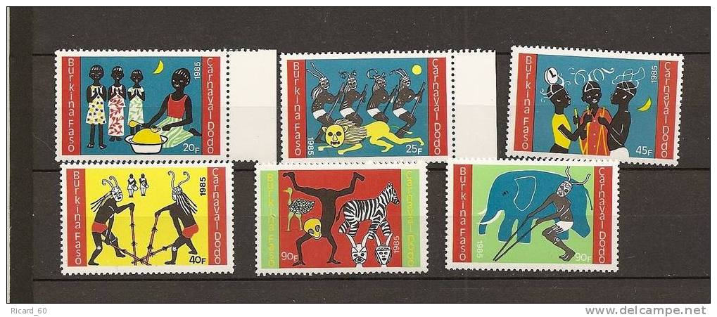 Série Neuve Du Burkina Faso, Carnaval Dodo, Tam-tam, Danses, Masques, Zèbre, éléphant, Lion - Burkina Faso (1984-...)