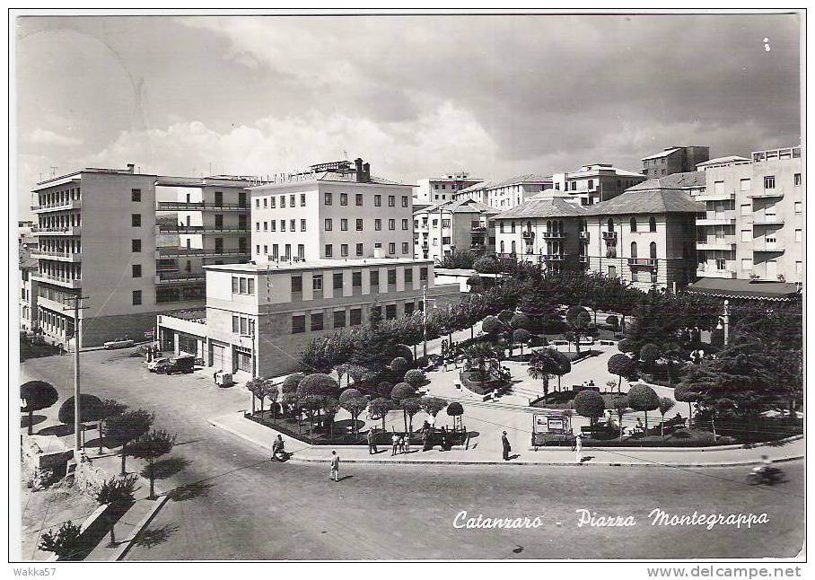 $-0204-  CATANZARO - PIAZZA MONTEGRAPPA - F.G. VIAGGIATA ANNI ´50 - ITALY - Catanzaro